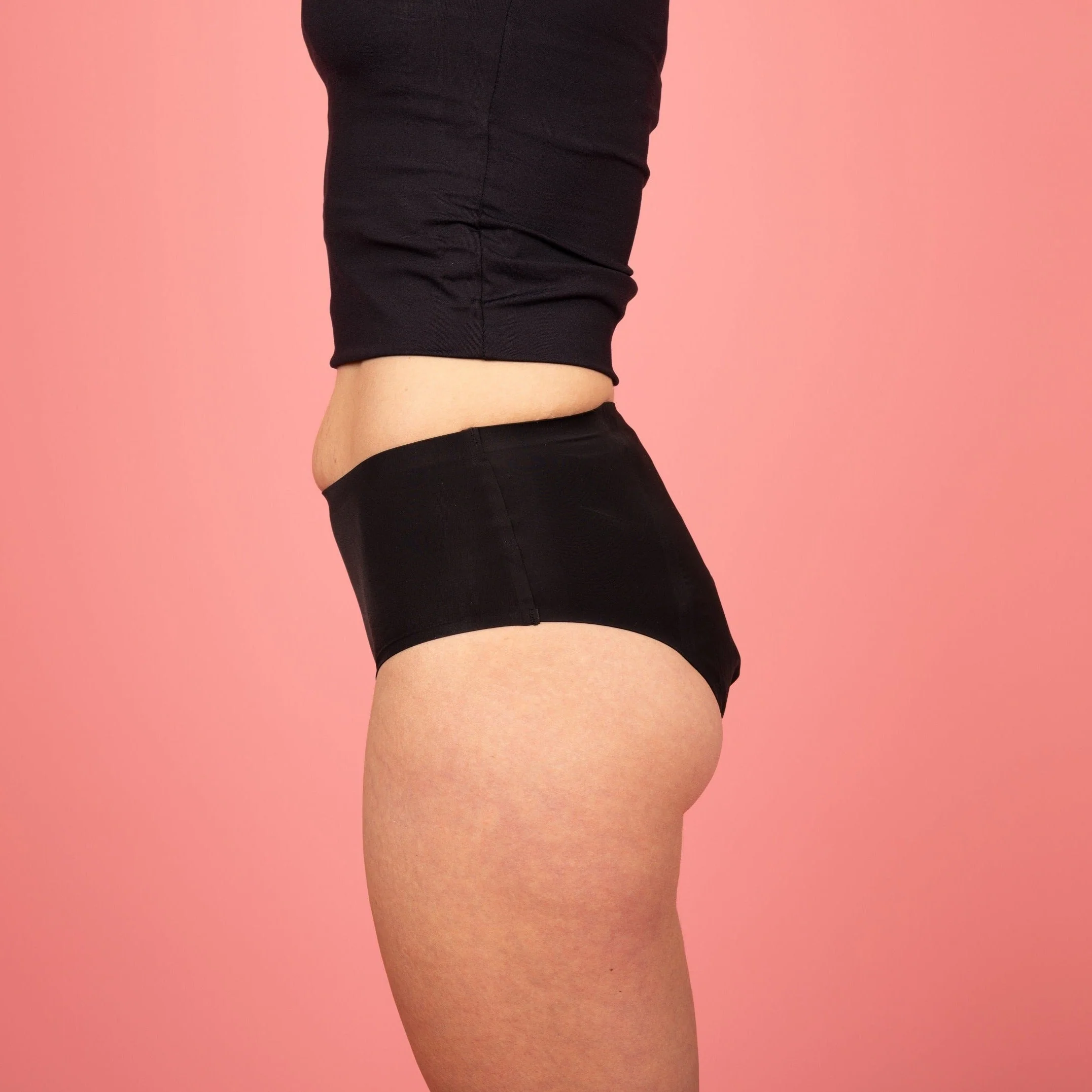 EMMY Nahtloser Slip Schwarz - Image 5
