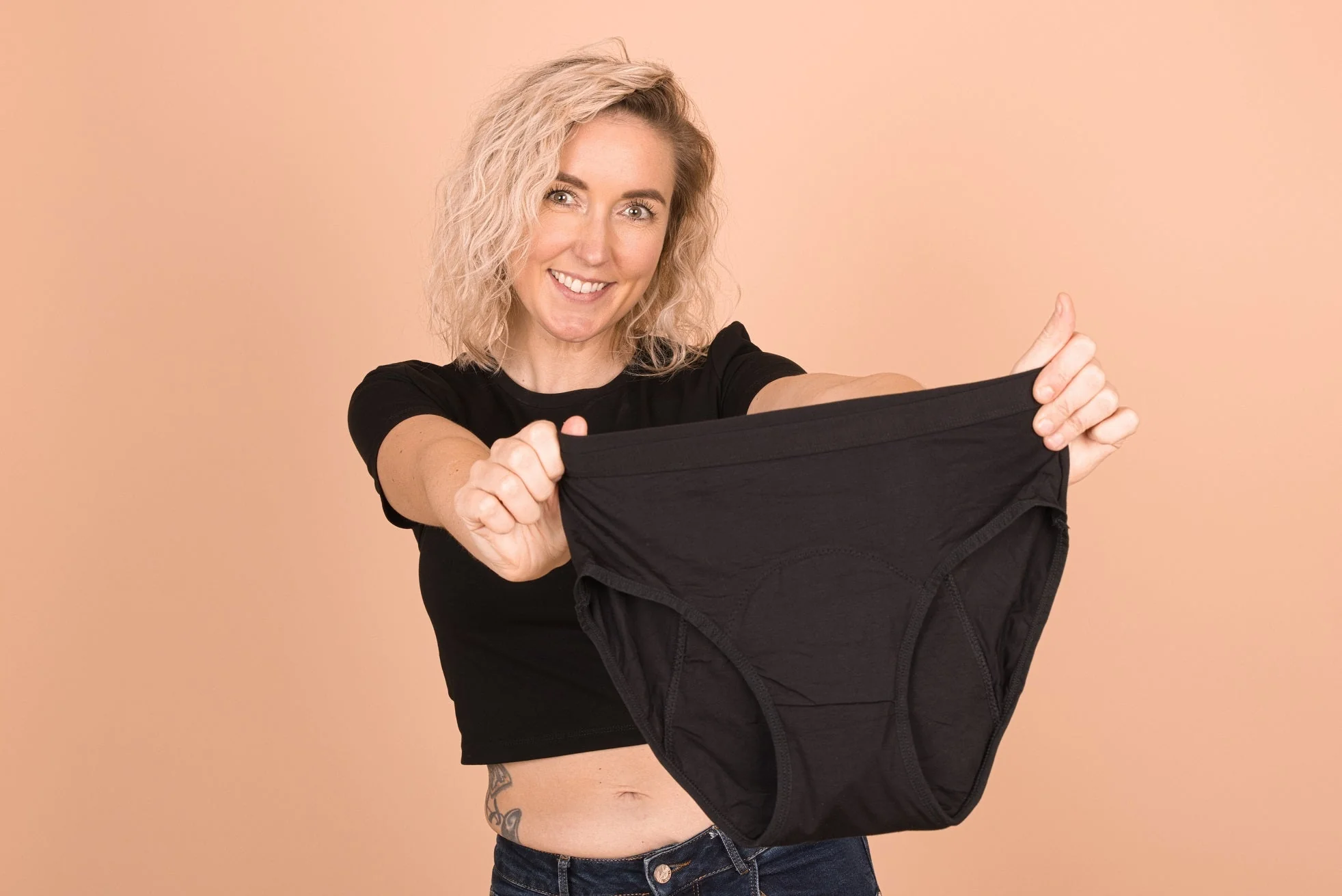 MARIE Comfy Slip Schwarz - Image 8